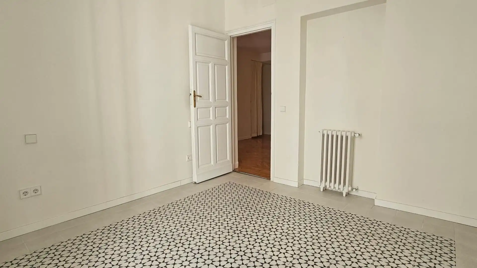 Flat with terrace to rent in Calle ODONNELL, imagen 27