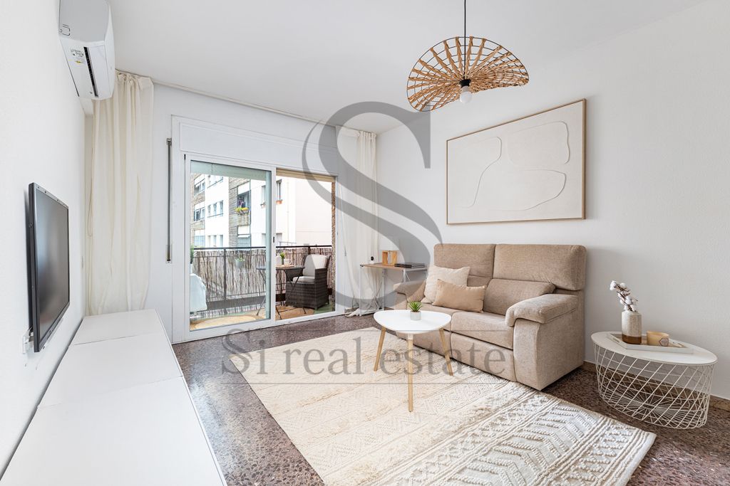 Vista exterior de Piso en venta en  Barcelona Capital con Aire acondicionado y Balcón