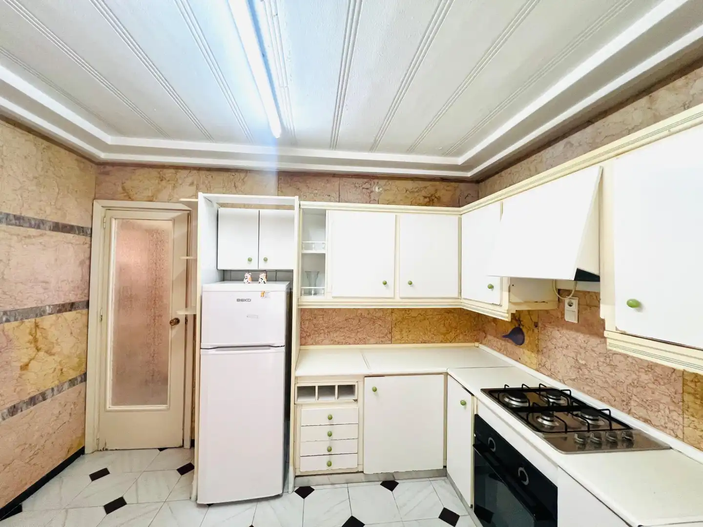 Cocina de Piso en venta en Elche / Elx con Aire acondicionado y Amueblado