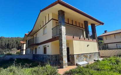 Exterior view of House or chalet for sale in Castro-Urdiales  with Heating and Community pool