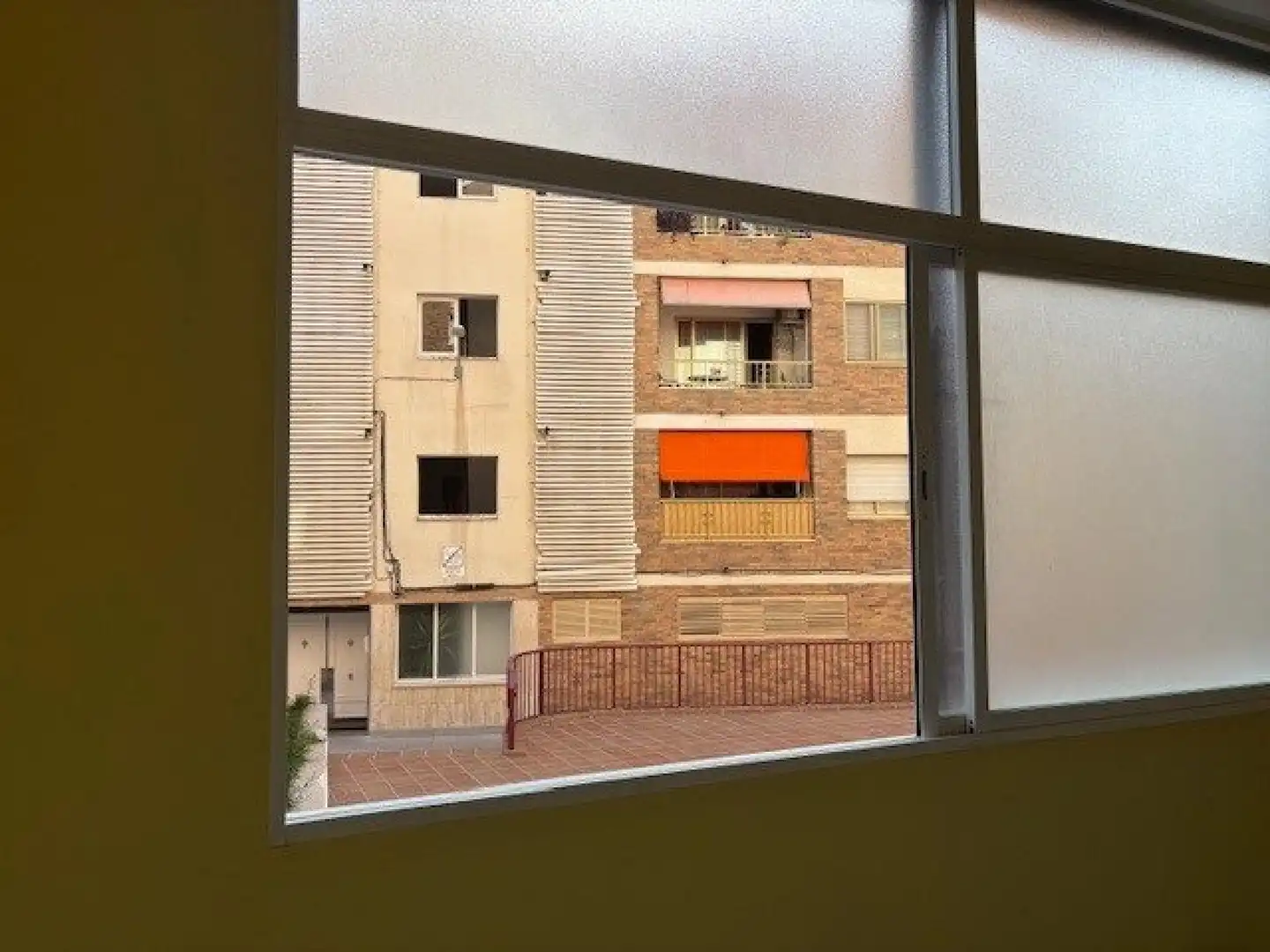 Vista exterior de Local en venda en Lloret de Mar amb Calefacció