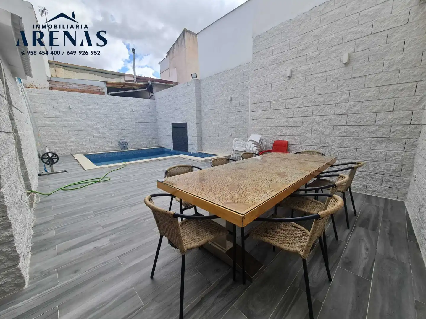 Terrace of Houses for sale in Chimeneas
