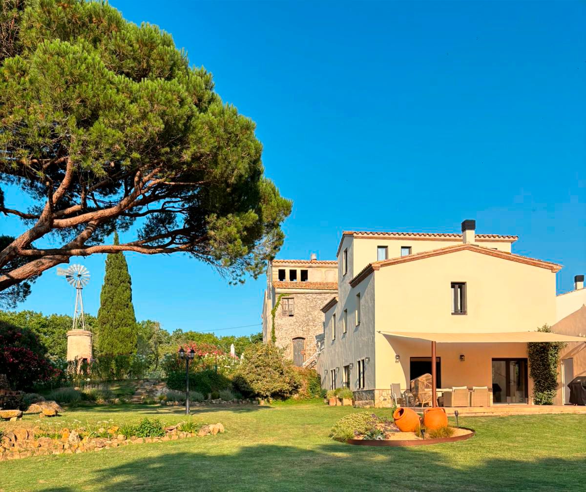 Exterior view of Country house for sale in Santa Cristina d'Aro  with Air Conditioner, Heating and Private garden
