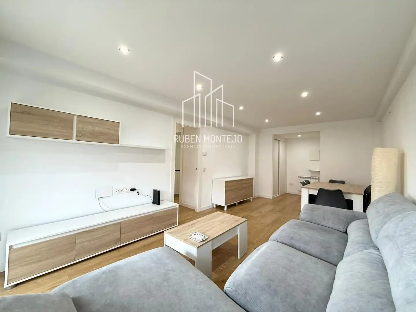 Living room of Flat for rent in Terradillos  with Air Conditioner, Heating and Terrace