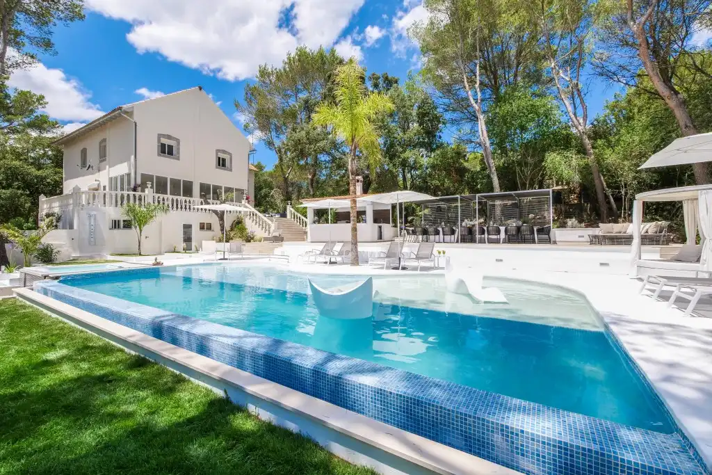 Detached house with pool for sale in Sa Pobla