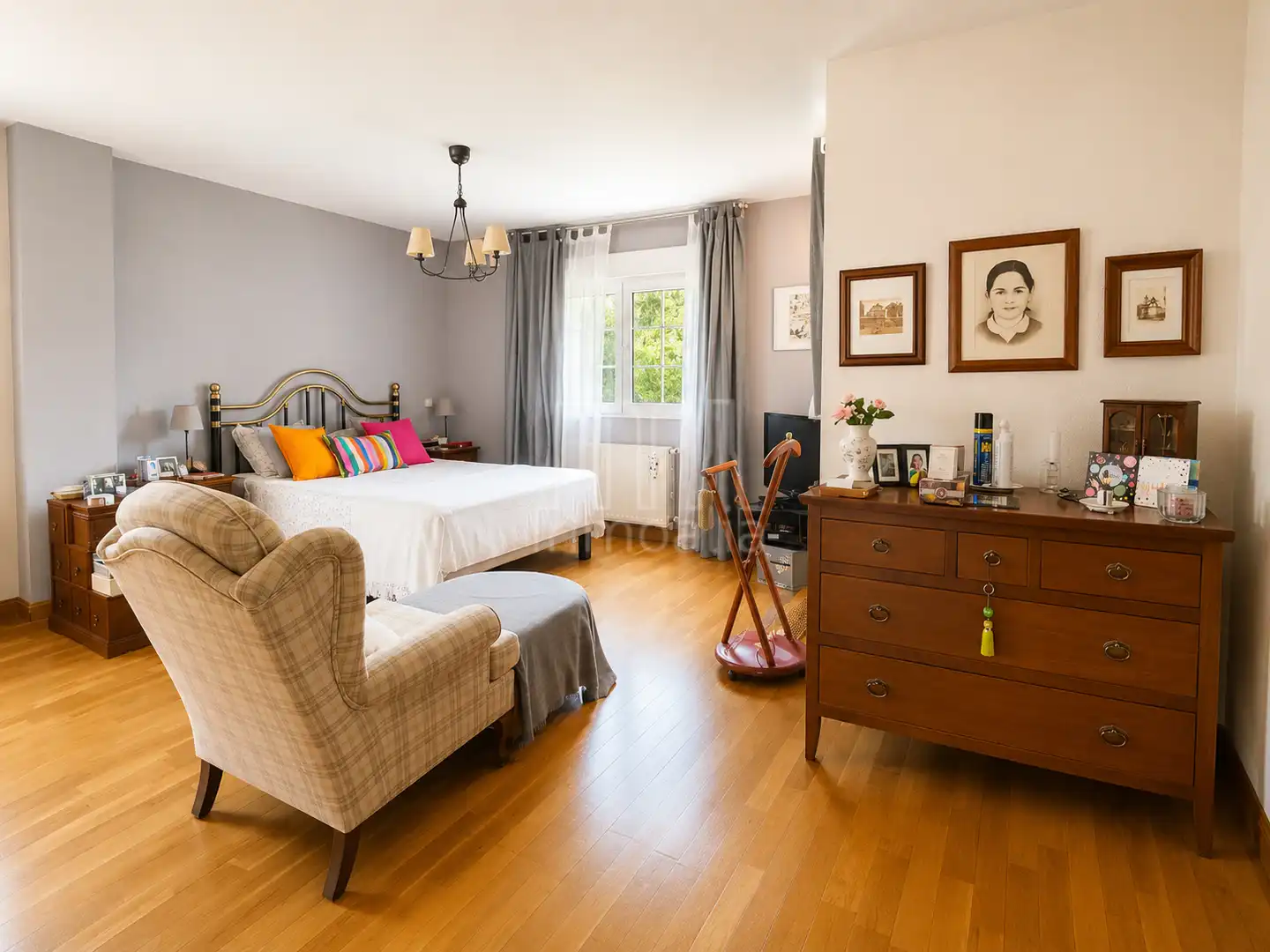 Dormitori de Casa adosada en venda en Collado Villalba amb Aire condicionat, Calefacció i Jardí privat
