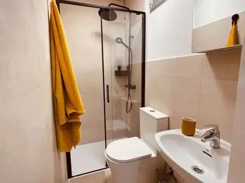 Bathroom of Study for rent in Arganzuela