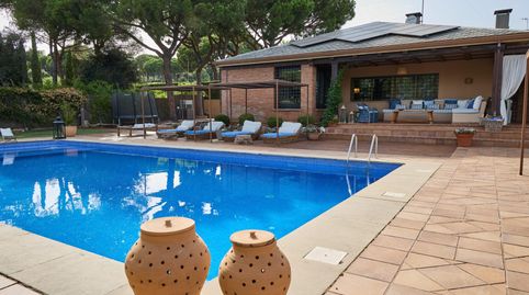 Exclusivo chalet mediterráneo a 4 vientos