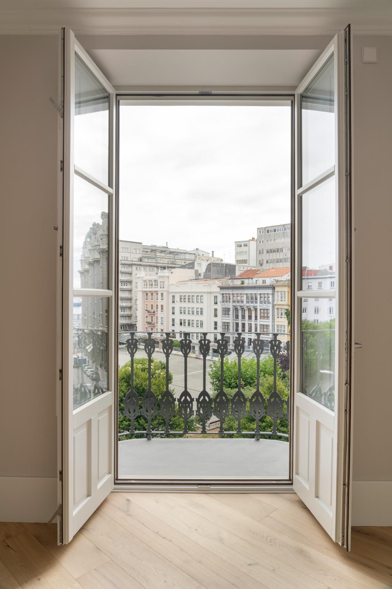 Bedroom of Flat for sale in A Coruña Capital   with Heating, Parquet flooring and Balcony