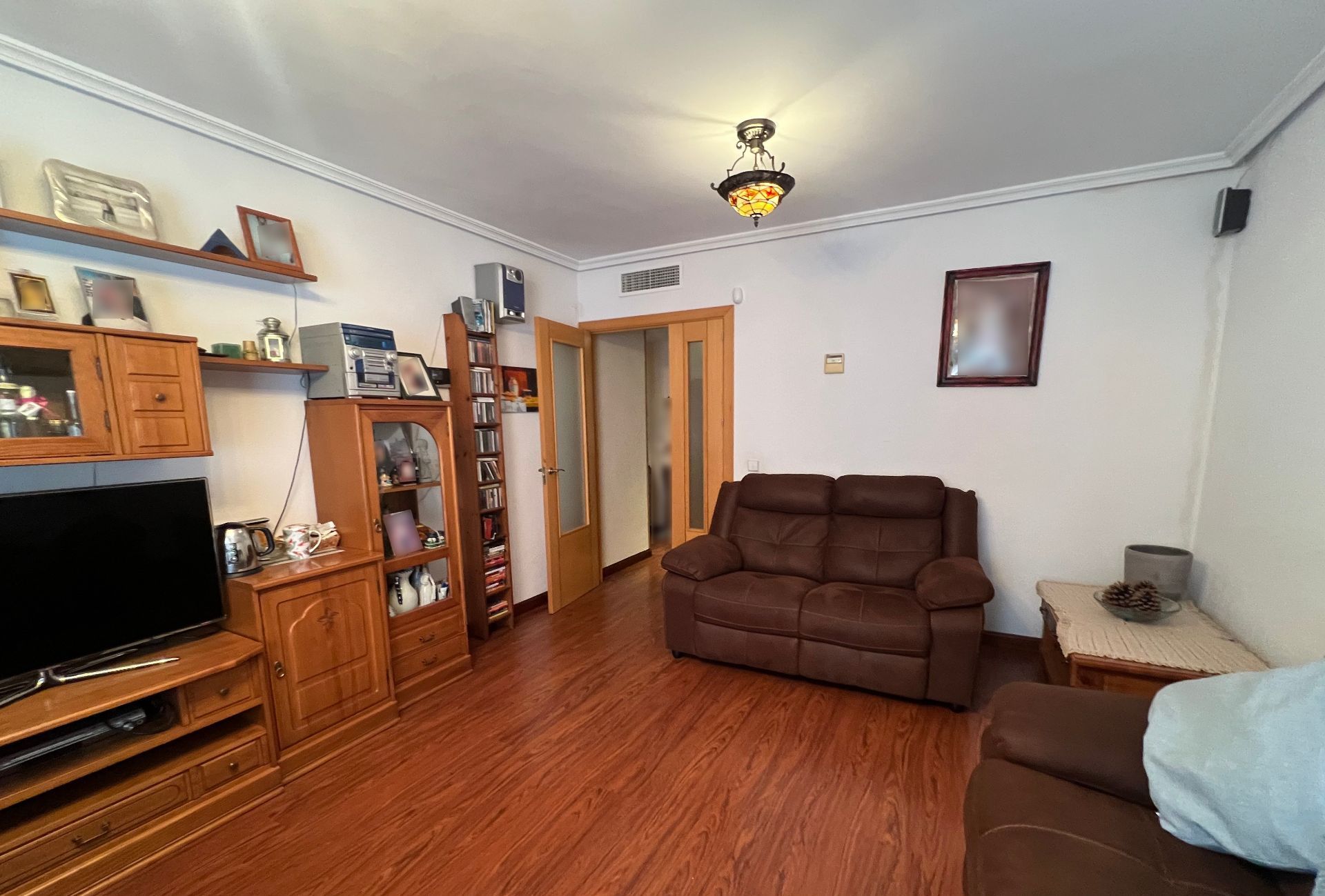 Living room of Flat for sale in Valdemoro  with Air Conditioner, Heating and Storage room