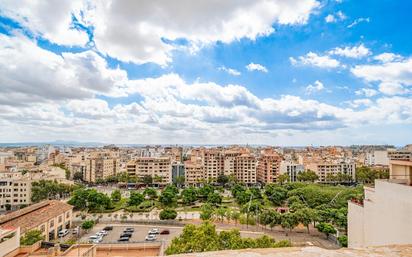 Vista exterior de Pis en venda en  Palma de Mallorca amb Terrassa i Balcó