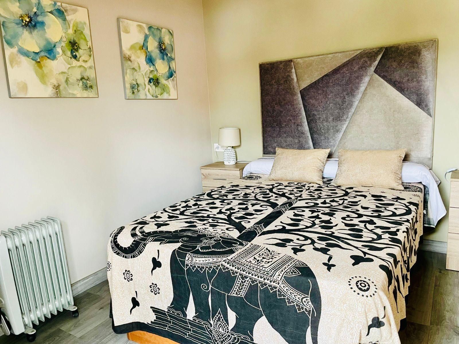 Bedroom of Flat for sale in Fuengirola  with Air Conditioner, Private garden and Furnished