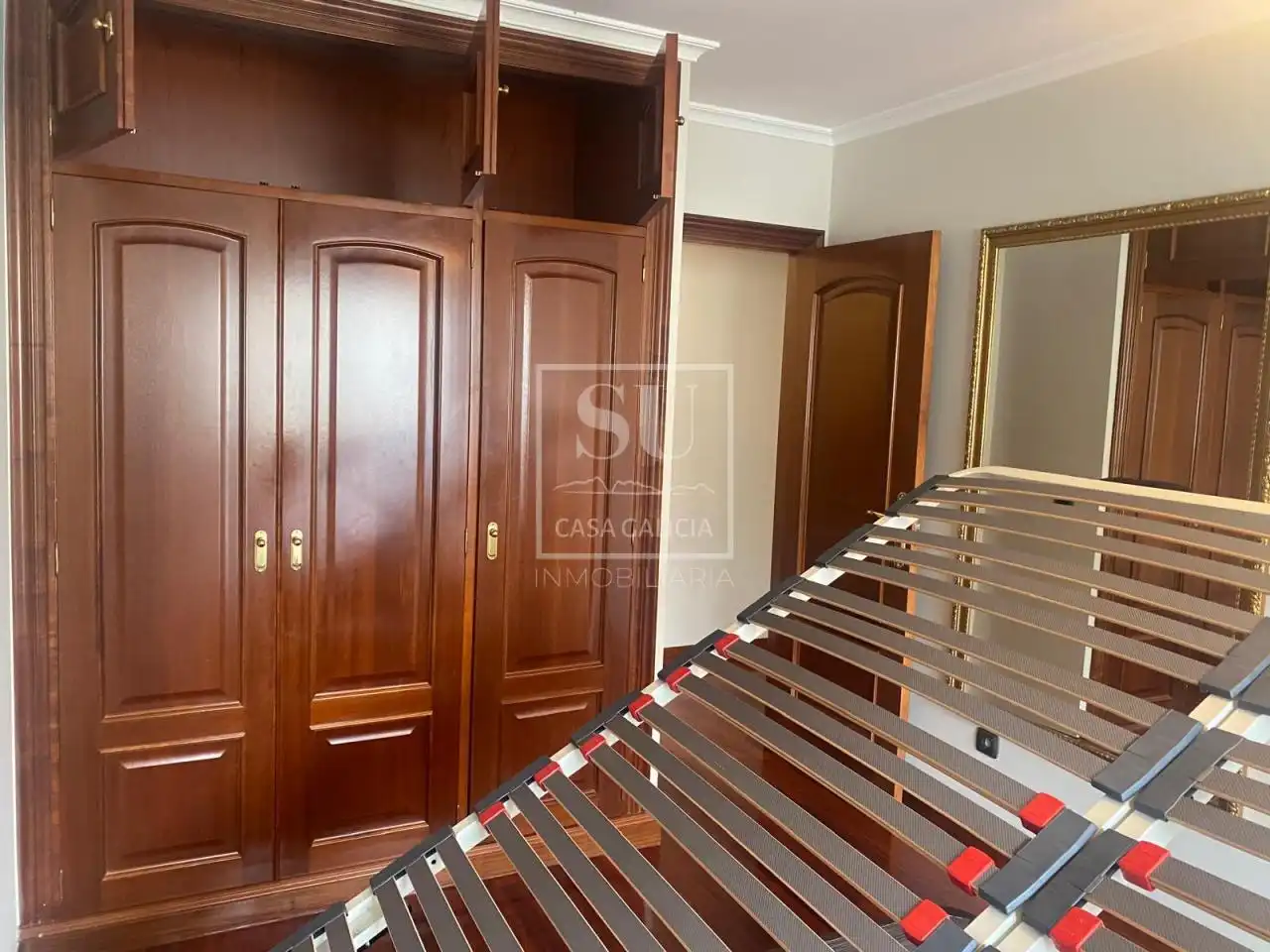 Bedroom of Flat for rent in Vigo   with Heating and Parquet flooring