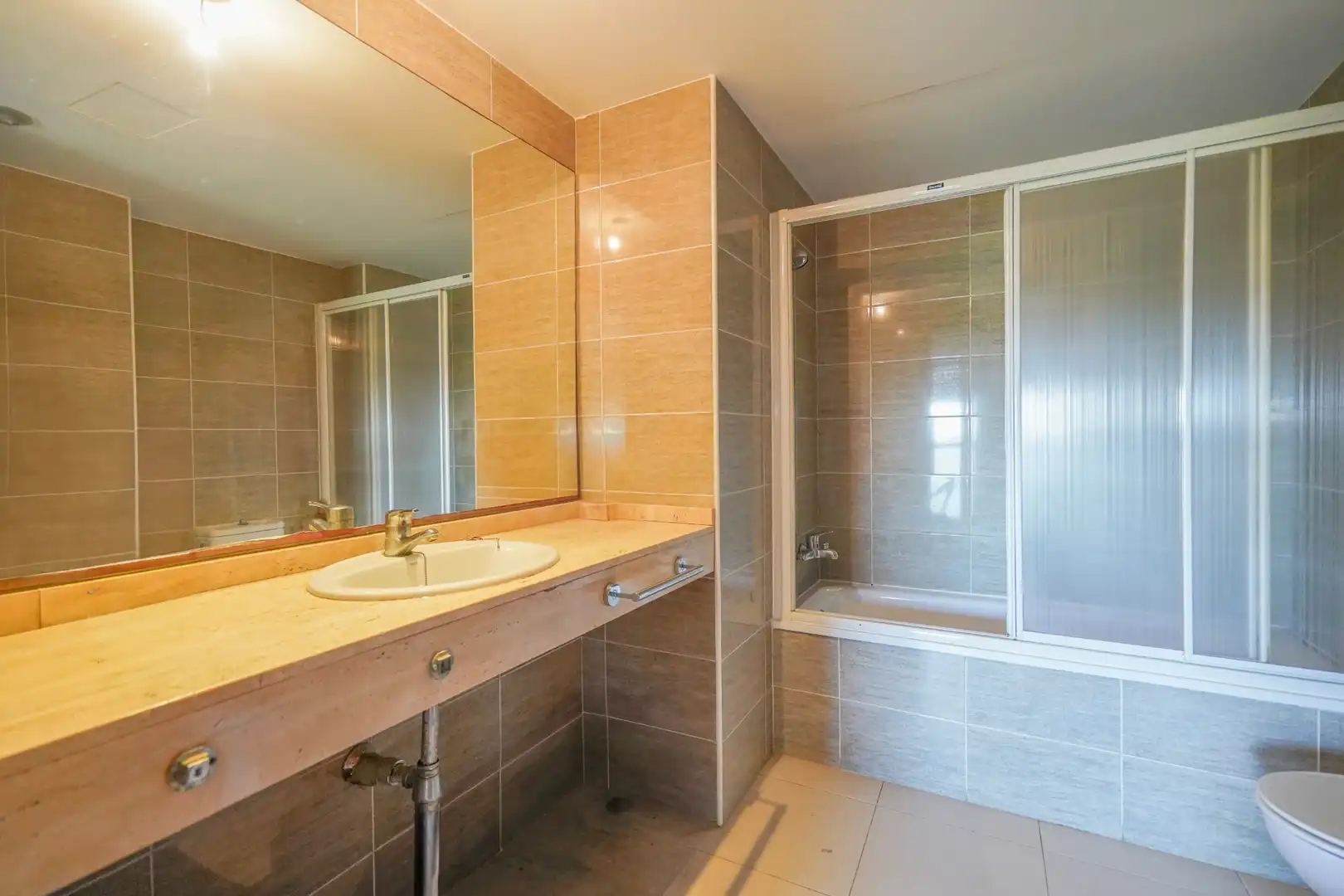Baño de Dúplex en venta en Reus con Aire acondicionado, Calefacción y Terraza