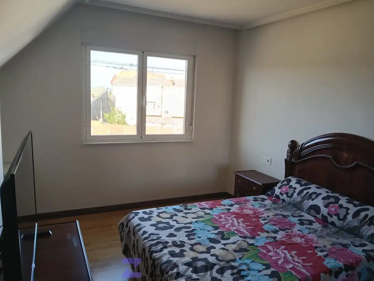 Schlafzimmer von Wohnung zur Miete in Valverde de la Virgen mit Heizung, Parkett und Möbliert