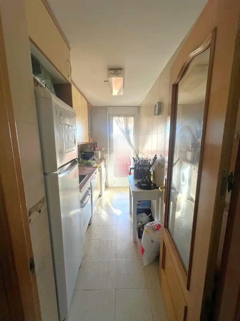 Cocina de Piso en venta en Parla con Calefacción, Parquet y Trastero