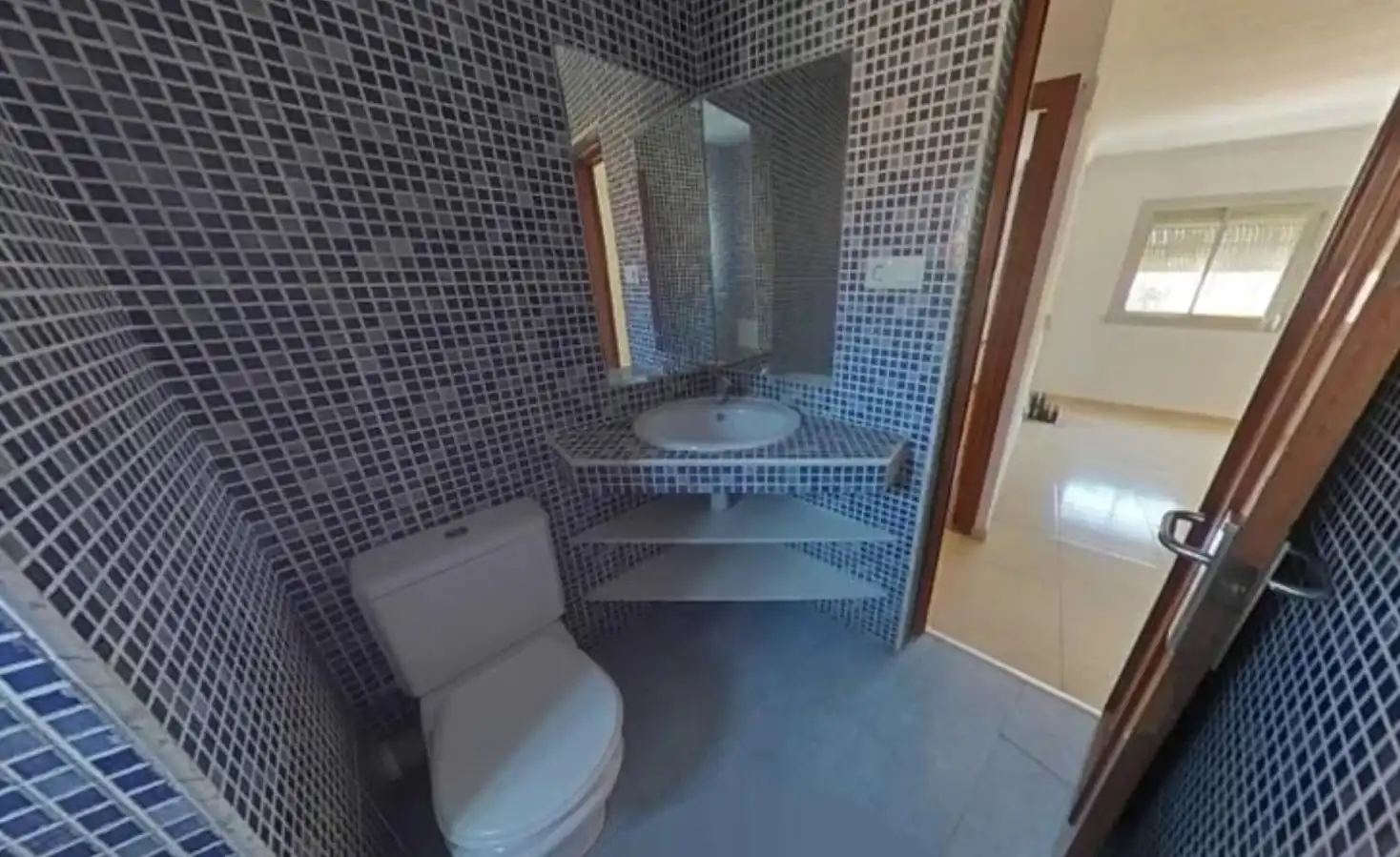 Bathroom of Flat for sale in Castelldefels  with Balcony