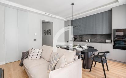 Living room of Flat for sale in  Madrid Capital  with Air Conditioner and Terrace