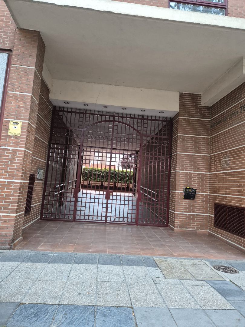 Garage for sale in  Madrid Capital