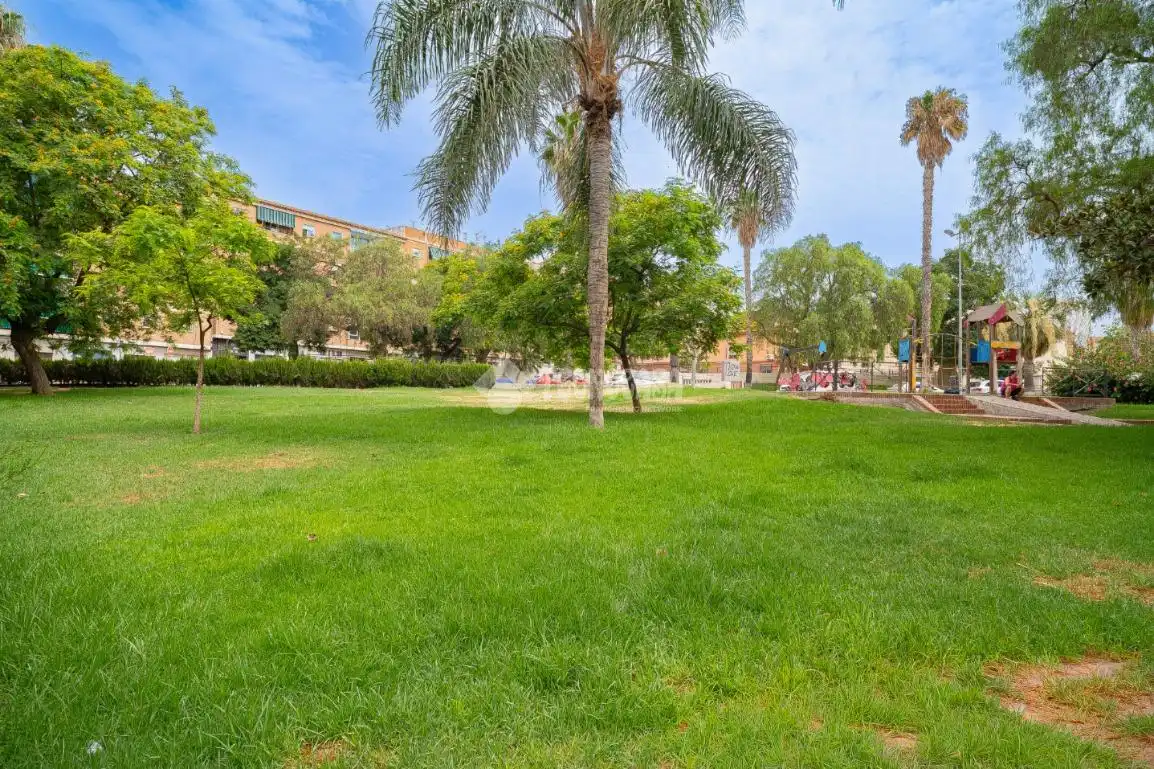 Casa adosada en venta en Motril con Terraza