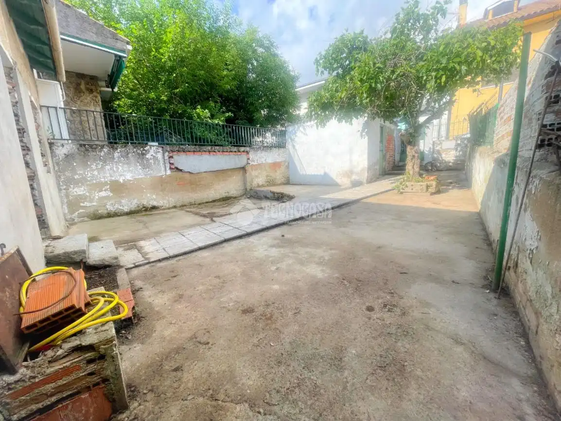 Casa aparellada amb jardí en venda a Guadarrama, imagen 3