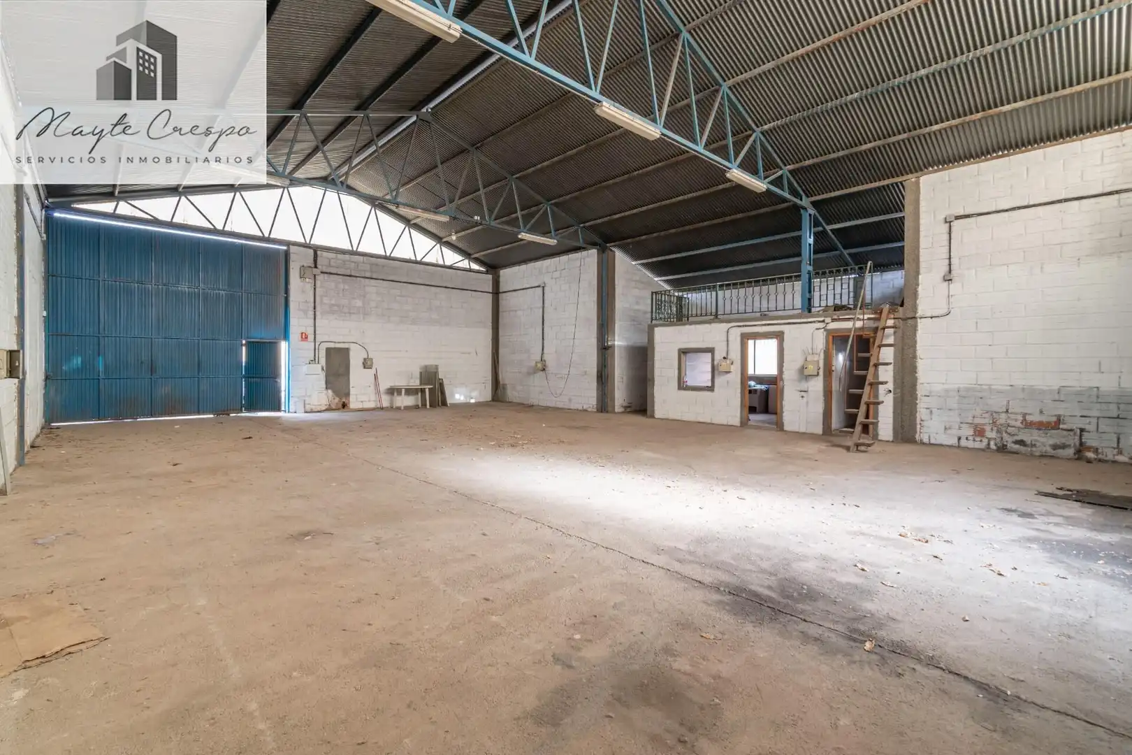 Nave industrial en venta en Travesía CAMINO VIEJO, imagen 2