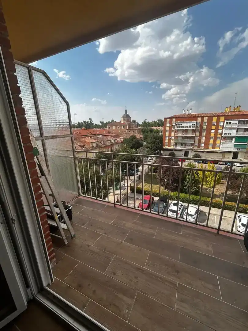 Terrassa de Pis de lloguer en Aranjuez amb Parquet, Traster i Moblat