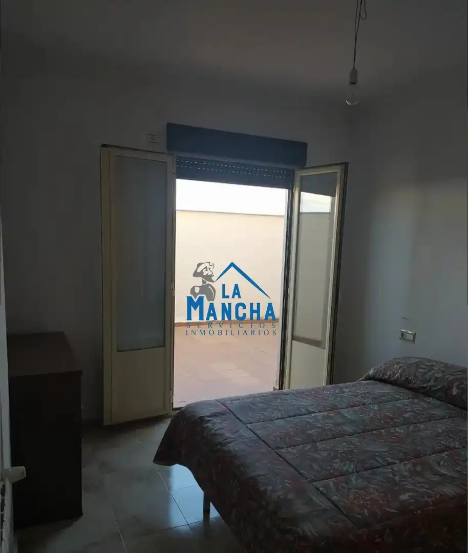 Bedroom of Flat for sale in Madrigueras  with Heating, Terrace and Balcony