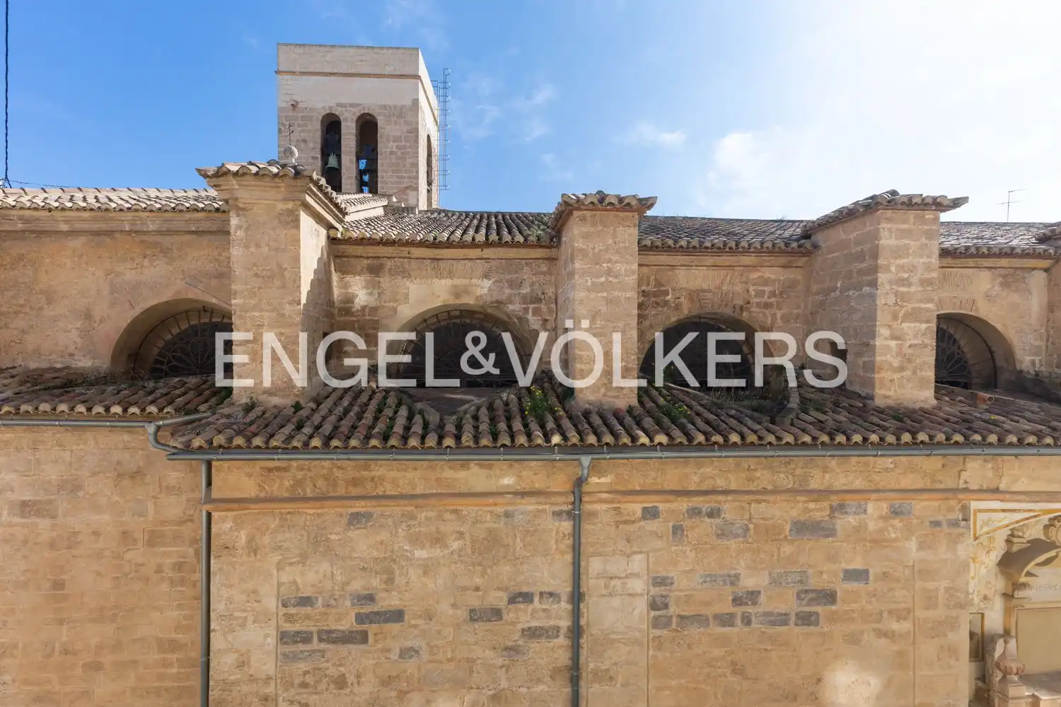 Vista exterior de Casa o chalet en venta en Valencia con Calefacción y Balcón