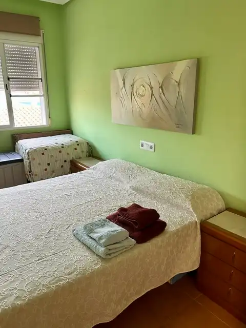 Dormitori de Apartament de lloguer en Vinaròs amb Aire condicionat, Calefacció i Terrassa