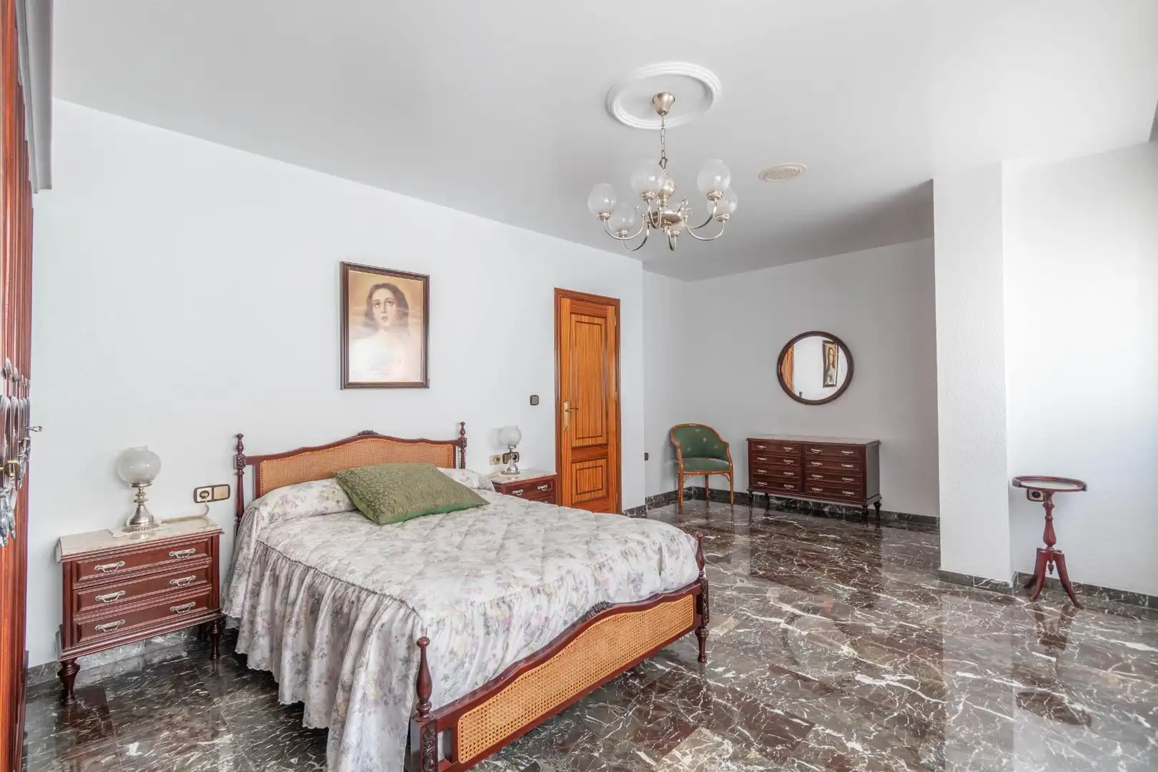 Casa aparellada en venda a Jun, imagen 40