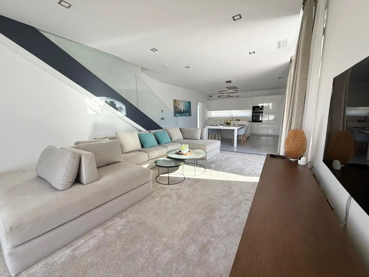 Sala de estar de Casa o chalet de alquiler en Finestrat con Aire acondicionado, Calefacción y Jardín privado