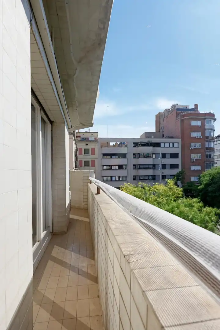 Terrassa de Pis en venda en Barcelona amb Aire condicionat, Parquet i Balcó