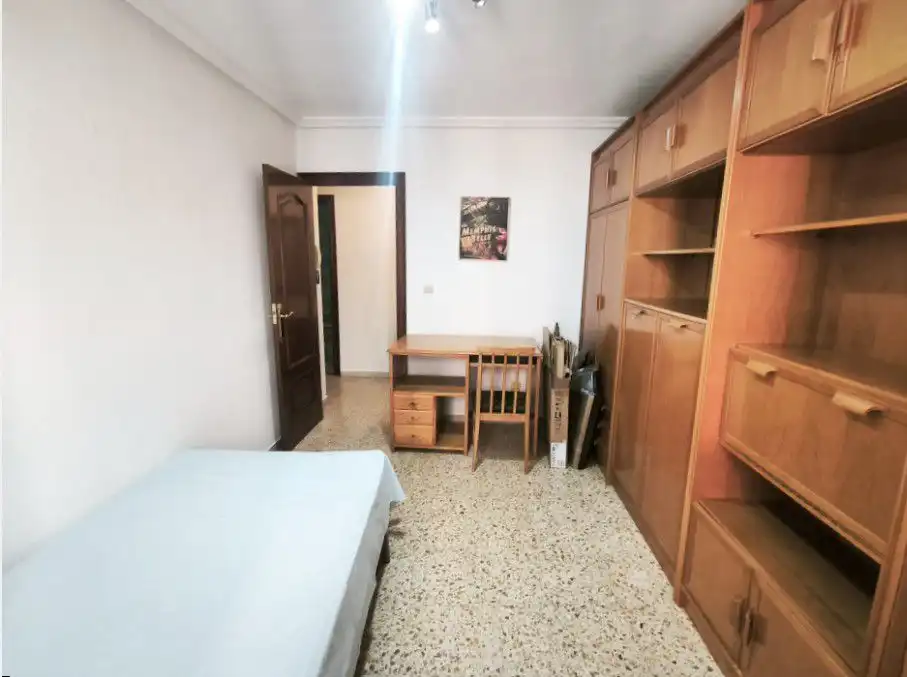 Habitación de Piso de alquiler en Salamanca con Calefacción y Balcón