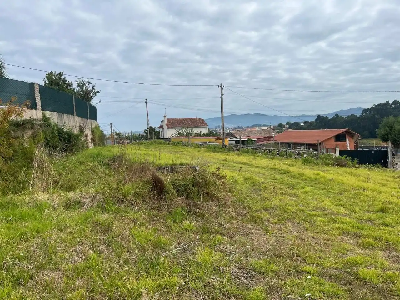 Grundstücke und Bauplätze zum Verkauf in Caeiro 21
