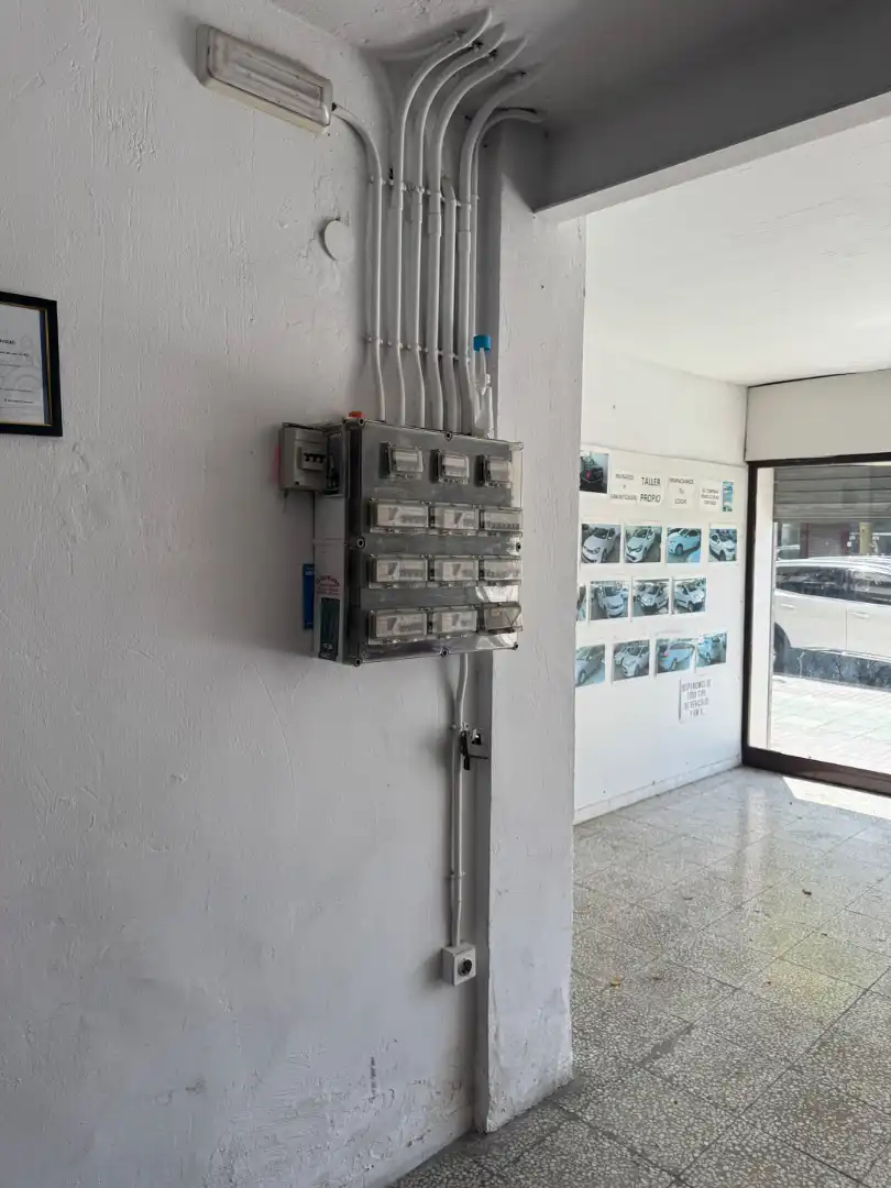 Local comercial en venda a Carrer Francisco Tomás y Valiente, imagen 4