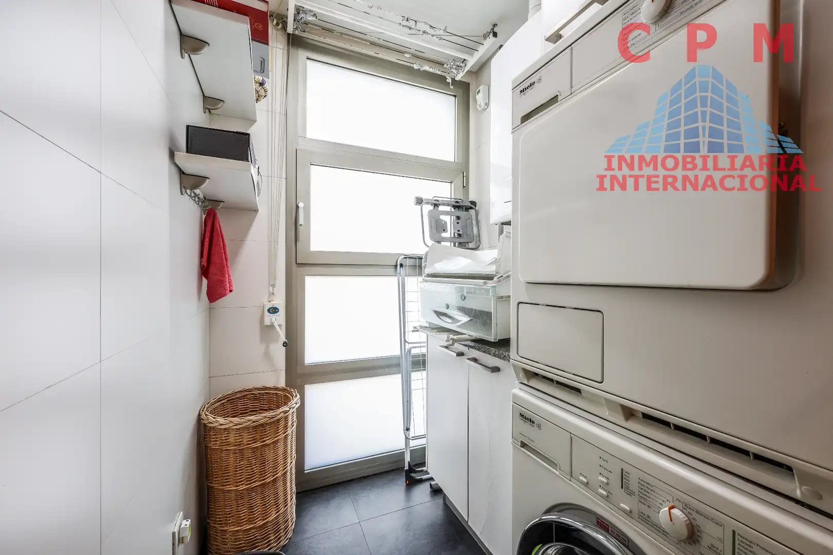 Cuina de Pis de lloguer en Madrid amb Aire condicionat, Calefacció i Parquet