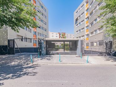 Appartamento con piscina in vendita a Avenida Circunvalación