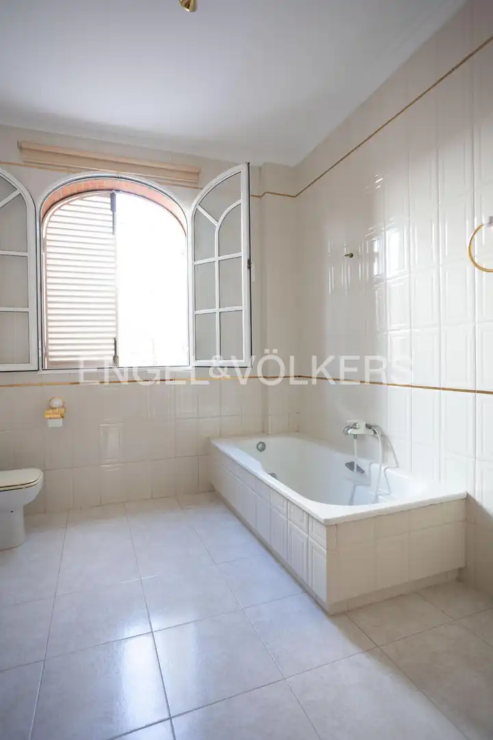 Baño de Casa o chalet en venta en Los Palacios y Villafranca con Aire acondicionado, Calefacción y Jardín privado