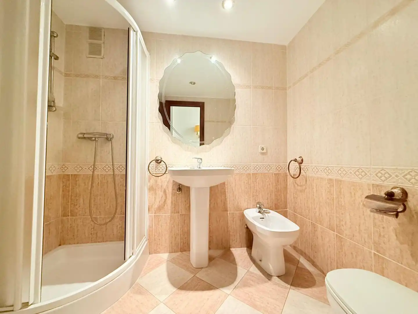 Bathroom of Flat for sale in Jerez de la Frontera  with Terrace and Storage room