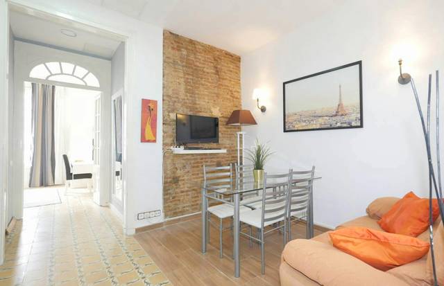 Piso en Alquiler en N/A en El Raval