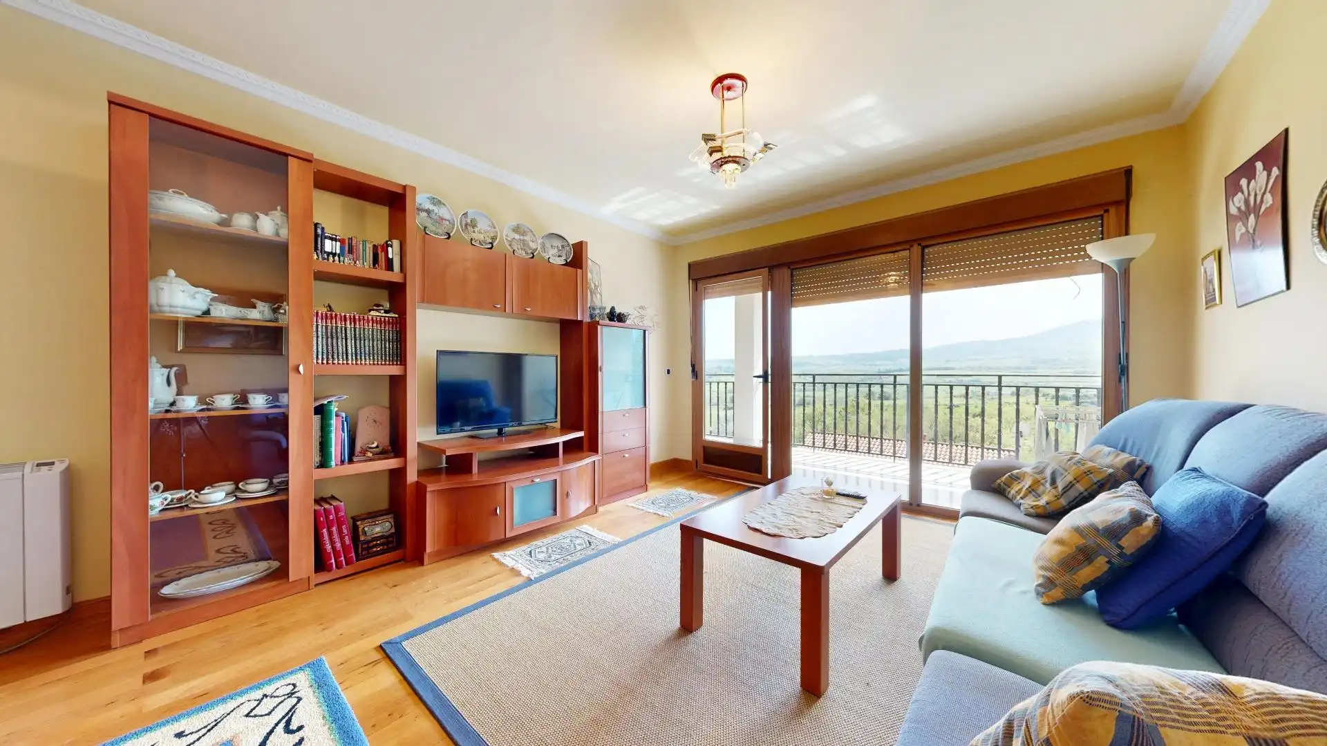 Wohnzimmer von Haus oder Chalet zum Verkauf in Valle de Mena mit Heizung, Privatgarten und Terrasse