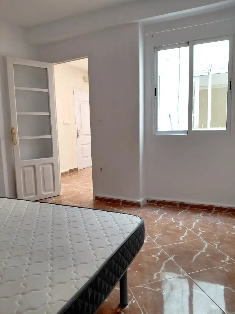 Bedroom of Flat for sale in Alzira  with Furnished