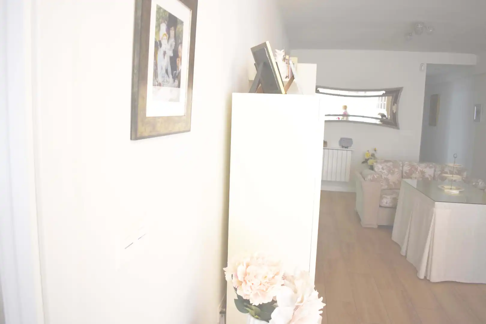 Living room of Flat for rent in Granada  with Air Conditioner, Heating and Furnished