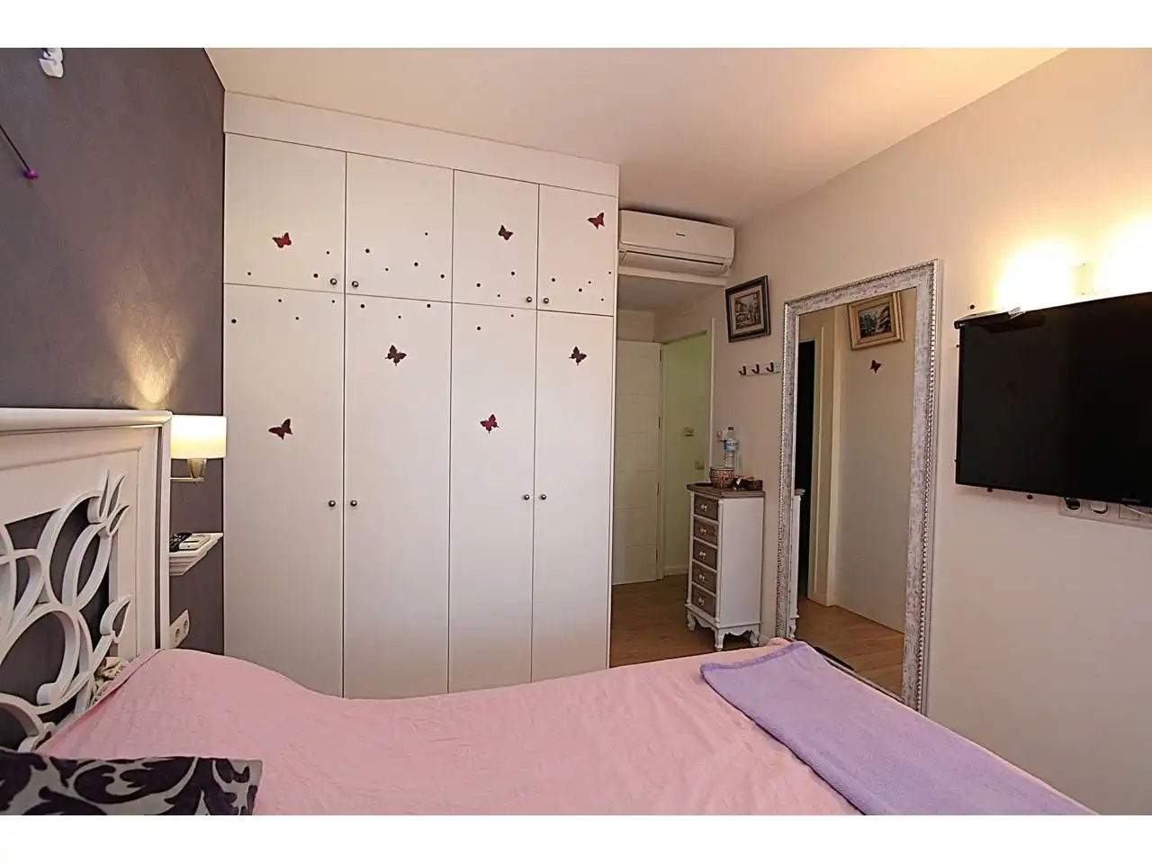 Schlafzimmer von Wohnung zum Verkauf in Lloret de Mar mit Klimaanlage, Heizung und Privatgarten