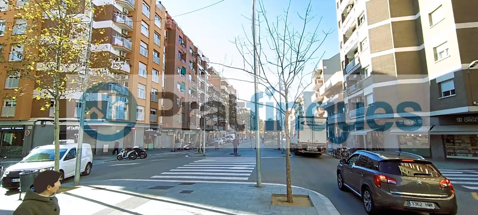 Vista exterior de Dúplex en venta en El Prat de Llobregat con Aire acondicionado, Calefacción y Jardín privado