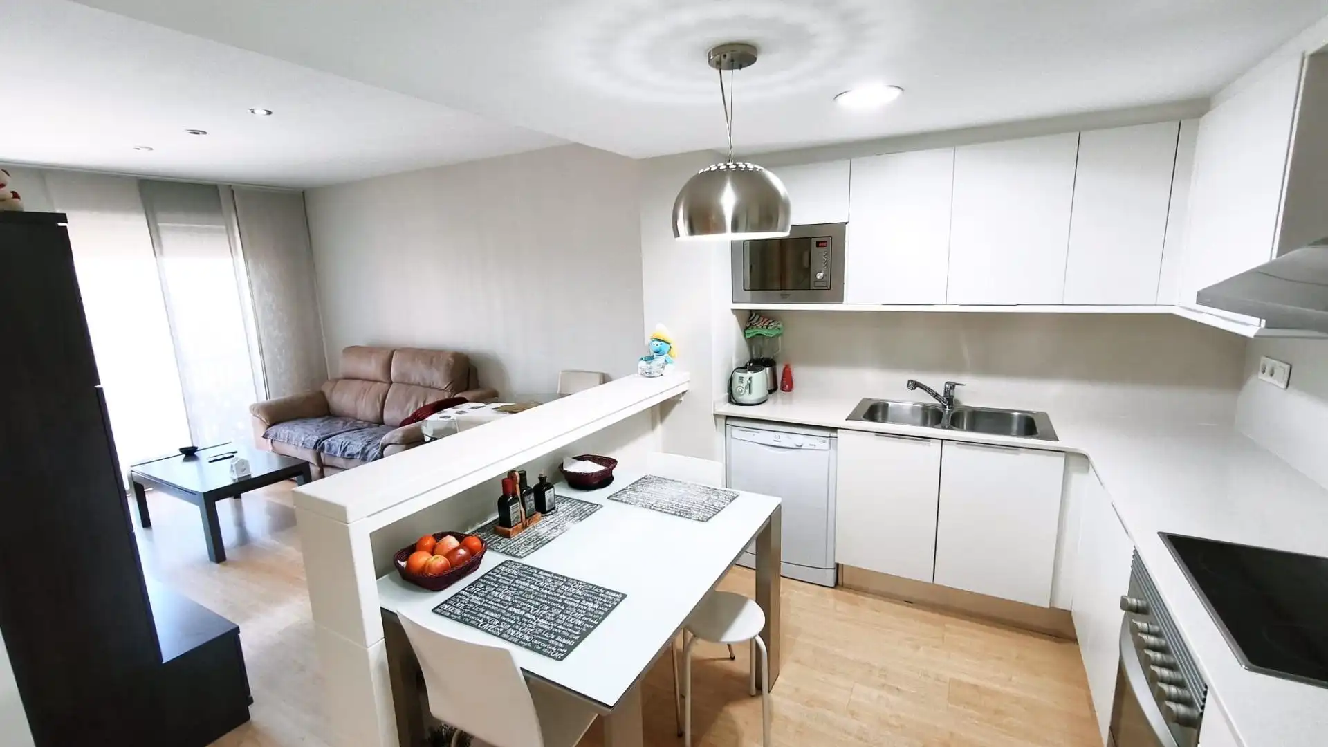 Kitchen of Flat for sale in Sabadell  with Air Conditioner, Parquet flooring and Balcony