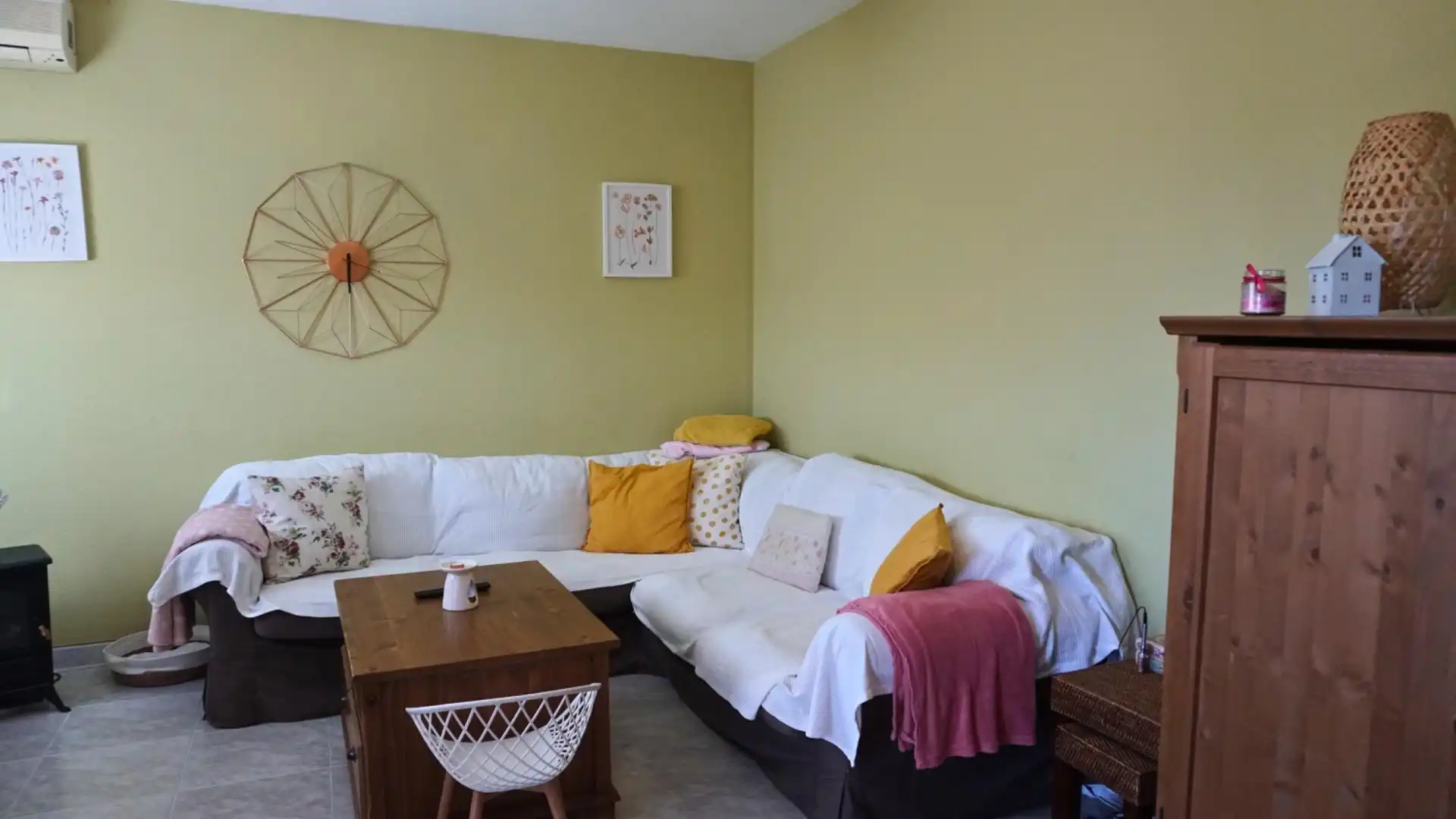 Sala de estar de Piso en venta en Azuqueca de Henares con Aire acondicionado, Calefacción y Trastero