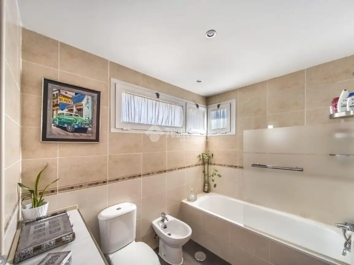 Baño de Piso en venta en Leganés con Aire acondicionado y Terraza