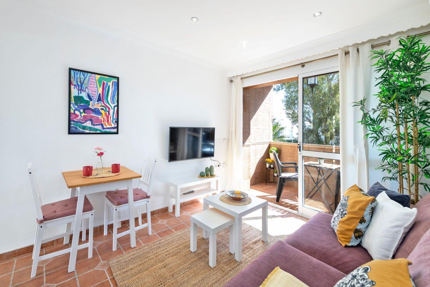 Habitación de Apartamento de alquiler en Torremolinos con Aire acondicionado, Calefacción y Terraza